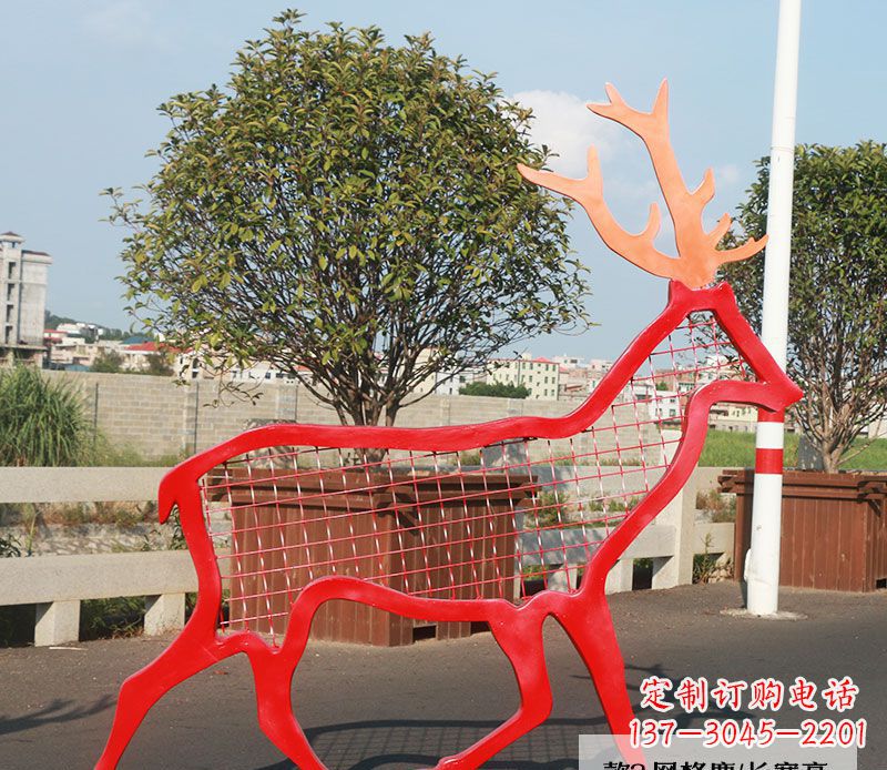 达州不锈钢动物雕塑——鹿