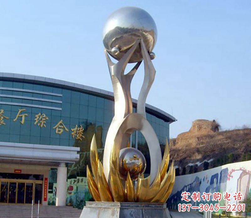 达州不锈钢荷叶托球雕塑艺术之美