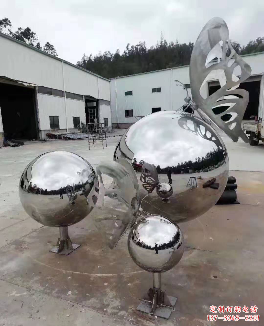 达州不锈钢蝴蝶雕塑户外摆件广场动物雕塑