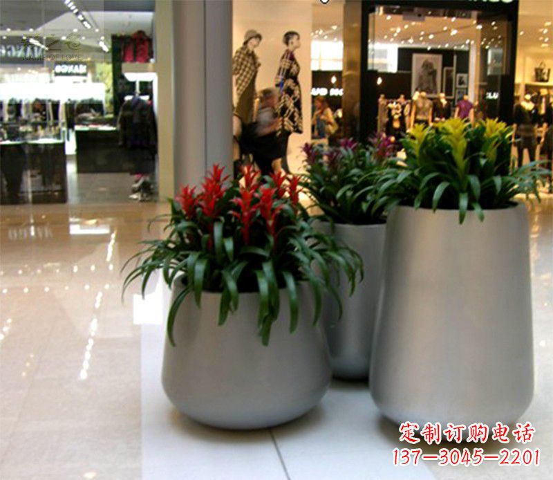 达州不锈钢花盆雕塑2