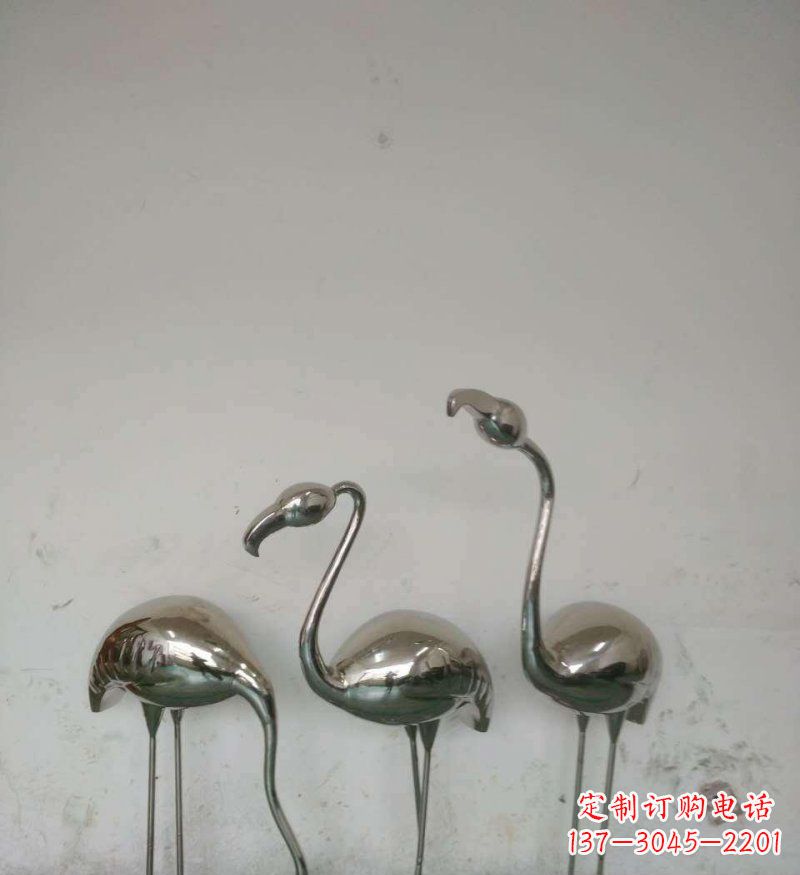 达州不锈钢火烈鸟雕塑把自然之美带入公园