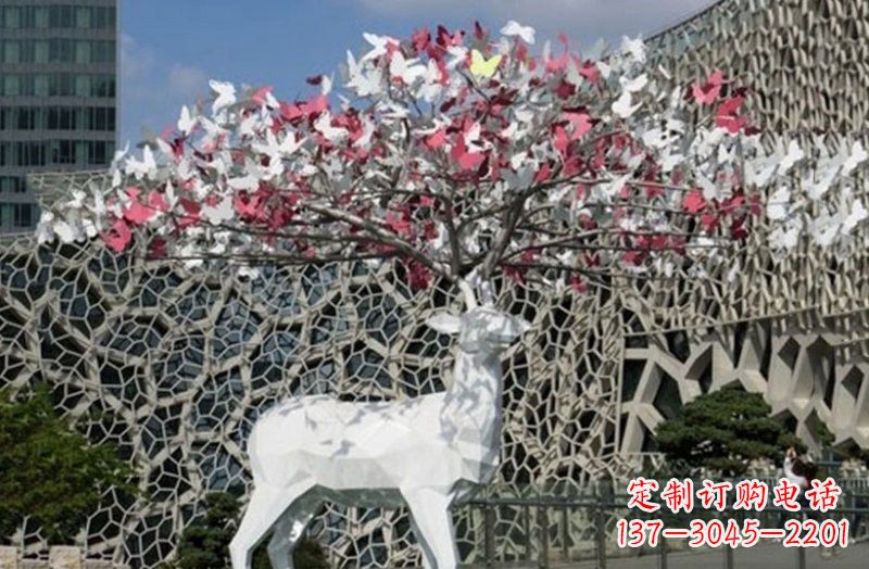 达州不锈钢几何小鹿雕塑精致之美