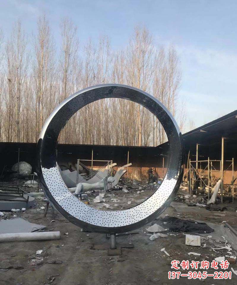 达州不锈钢镜面抽象圆环雕塑