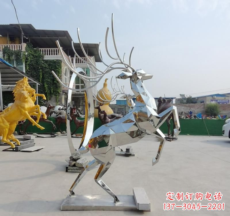 达州不锈钢镜面动物鹿雕塑