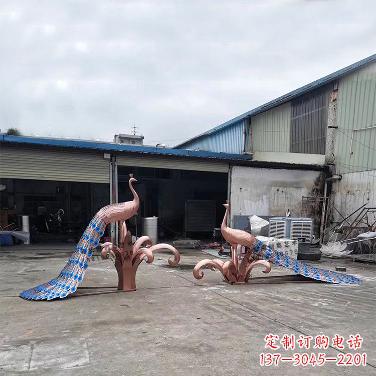 达州不锈钢孔雀彩色雕塑