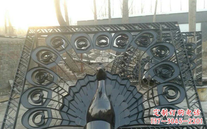 达州不锈钢孔雀开屏景观雕塑