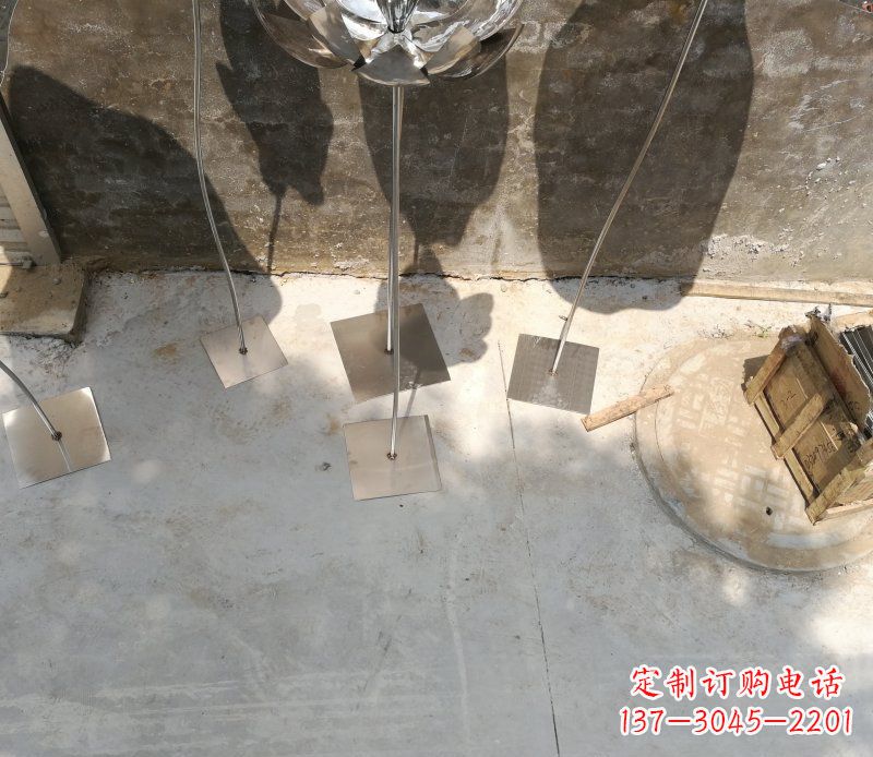 达州不锈钢莲花荷叶酒店大厅景观雕塑