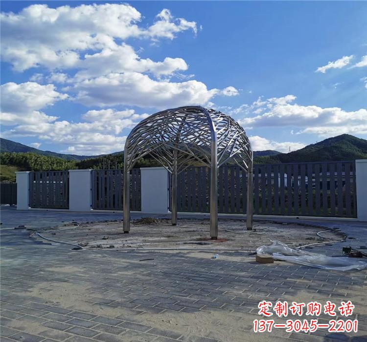 达州不锈钢凉亭雕塑美丽的艺术之作