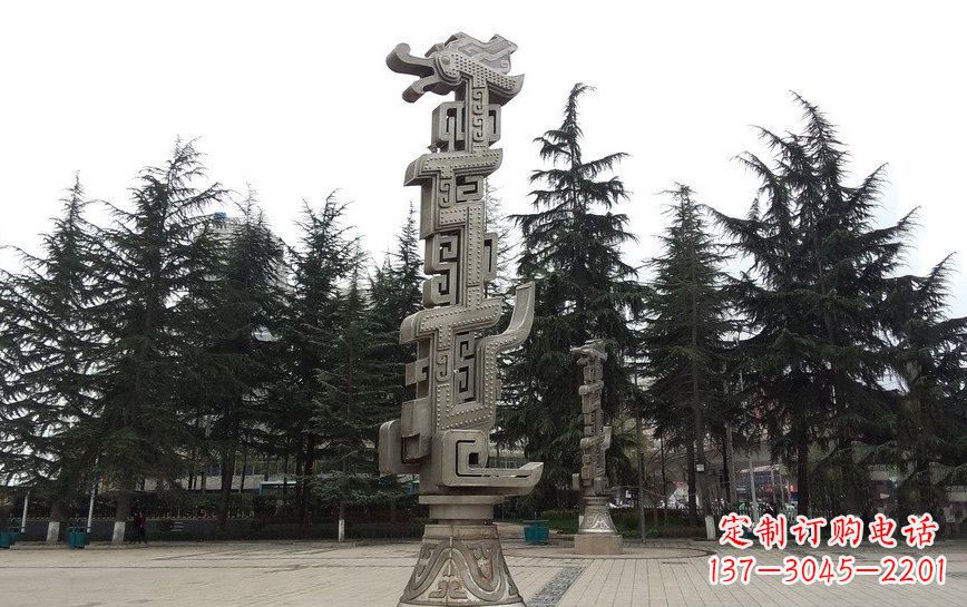 达州不锈钢龙柱雕塑引领公共景观