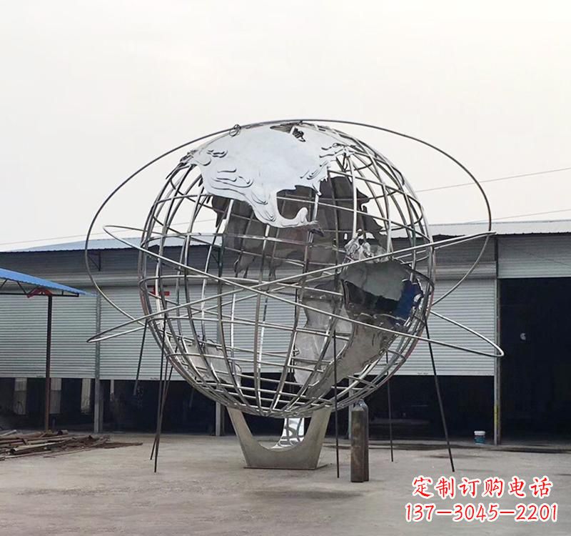 达州不锈钢制作的镂空地球雕塑