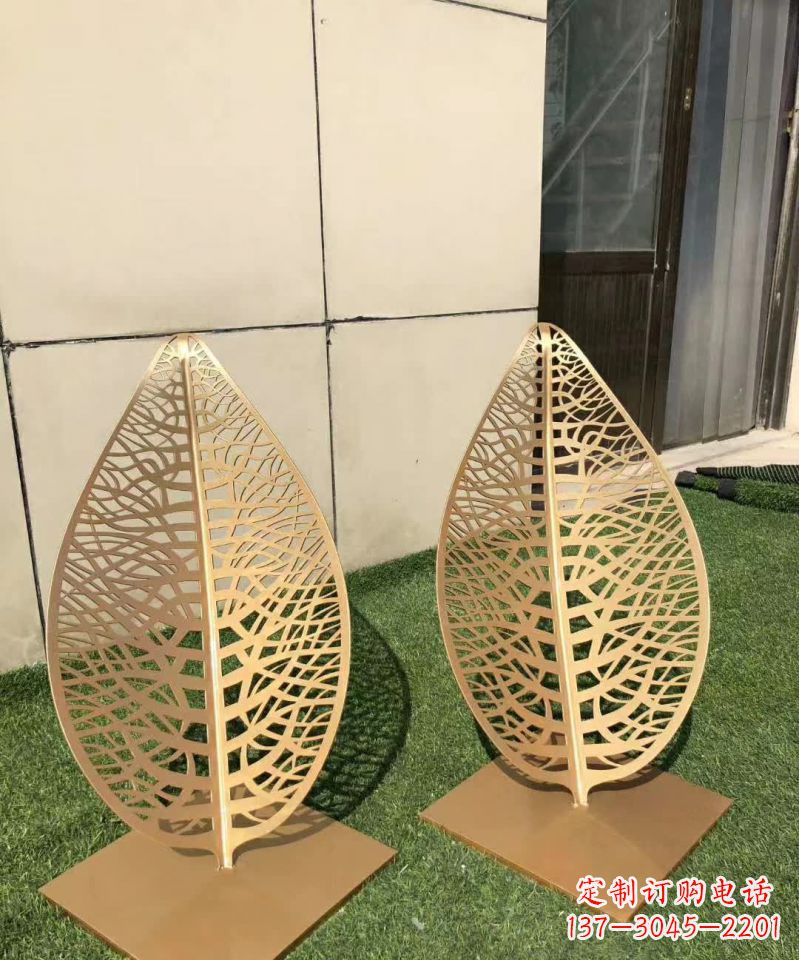 达州不锈钢镂空树叶雕塑11