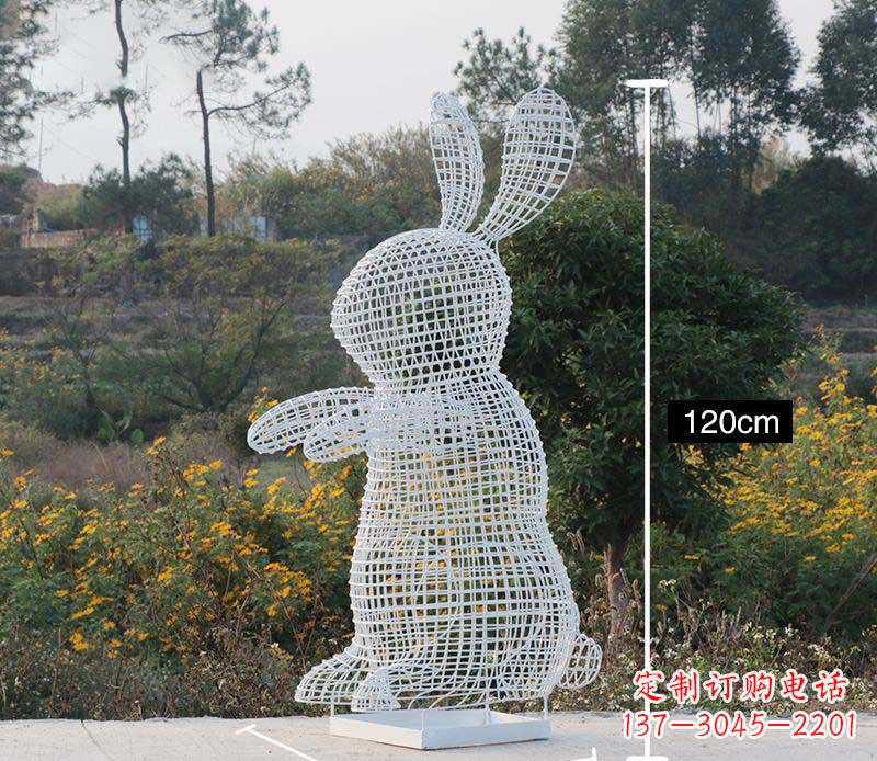 达州精致的不锈钢镂空兔子雕塑