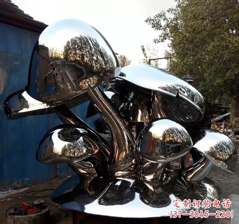 达州不锈钢蘑菇镜面雕塑