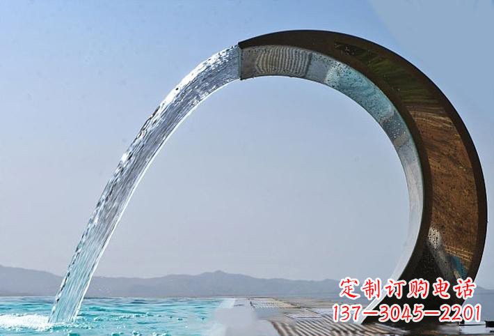 达州精美不锈钢喷水圆环雕塑