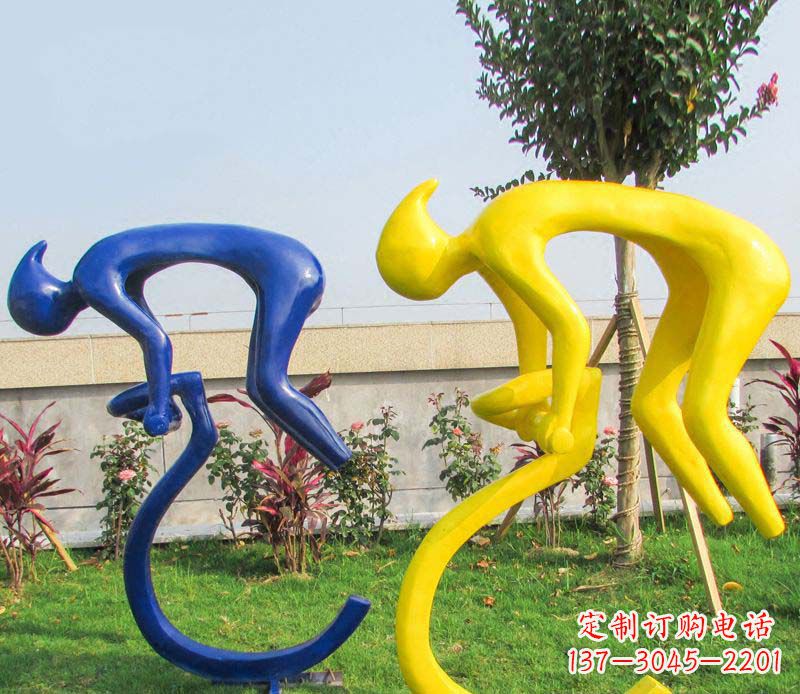 达州不锈钢骑自行车广场景观雕塑——给城市带来活力