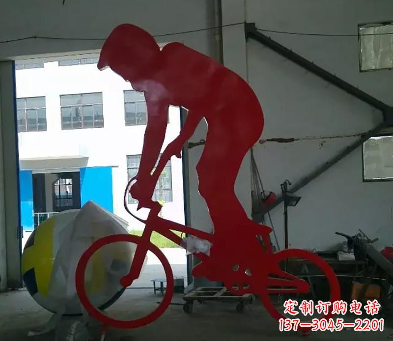 达州不锈钢自行车雕塑激发自行车运动的热情