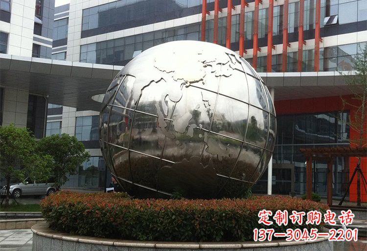 达州不锈钢地球雕塑传递环保意识