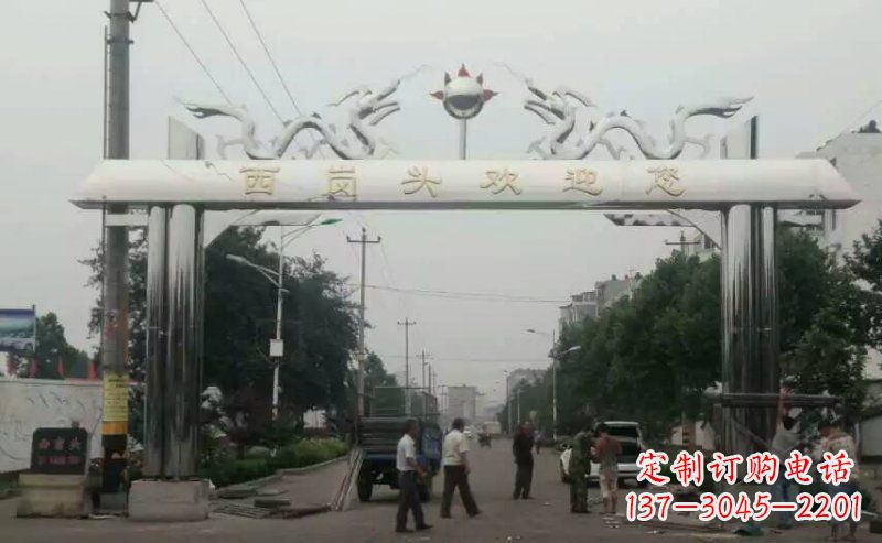 达州不锈钢双龙戏珠牌坊传承文化的雕塑之美