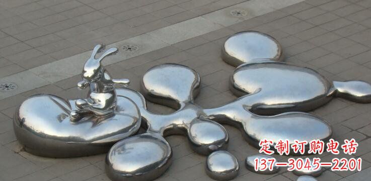 达州不锈钢兔子雕塑景观的美丽添彩