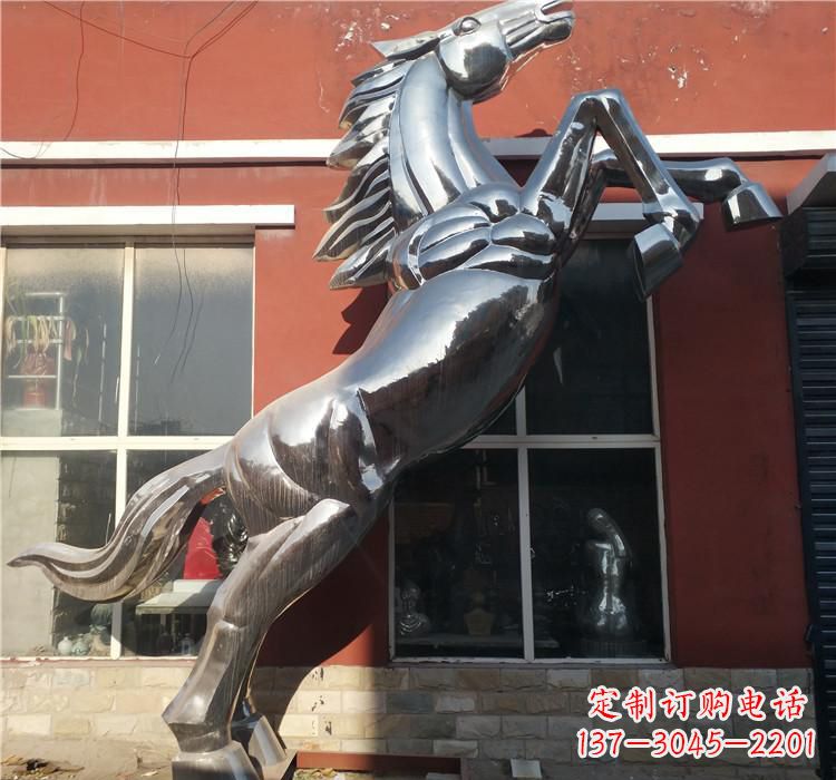 达州不锈钢跳跃马雕塑