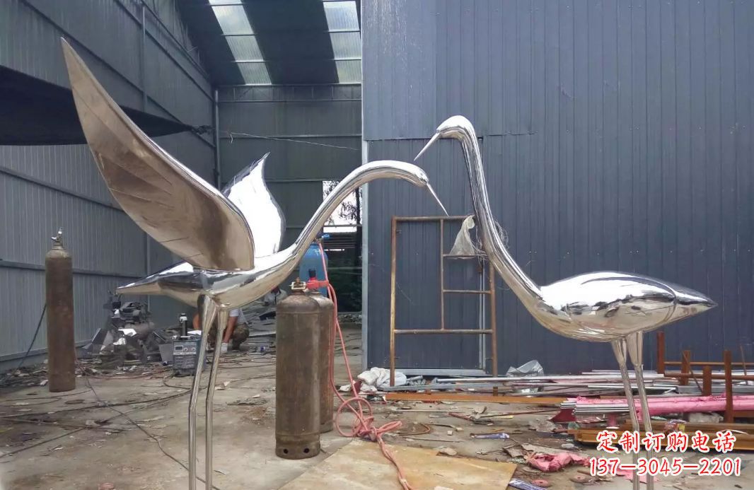 达州不锈钢仙鹤动物雕塑