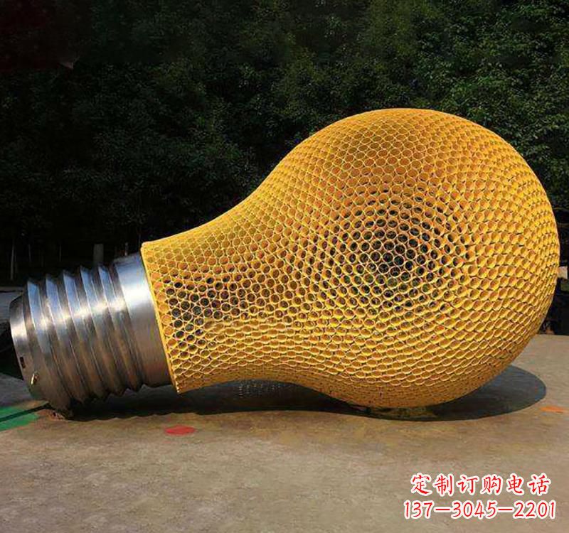 达州不锈钢小区景观灯泡雕塑
