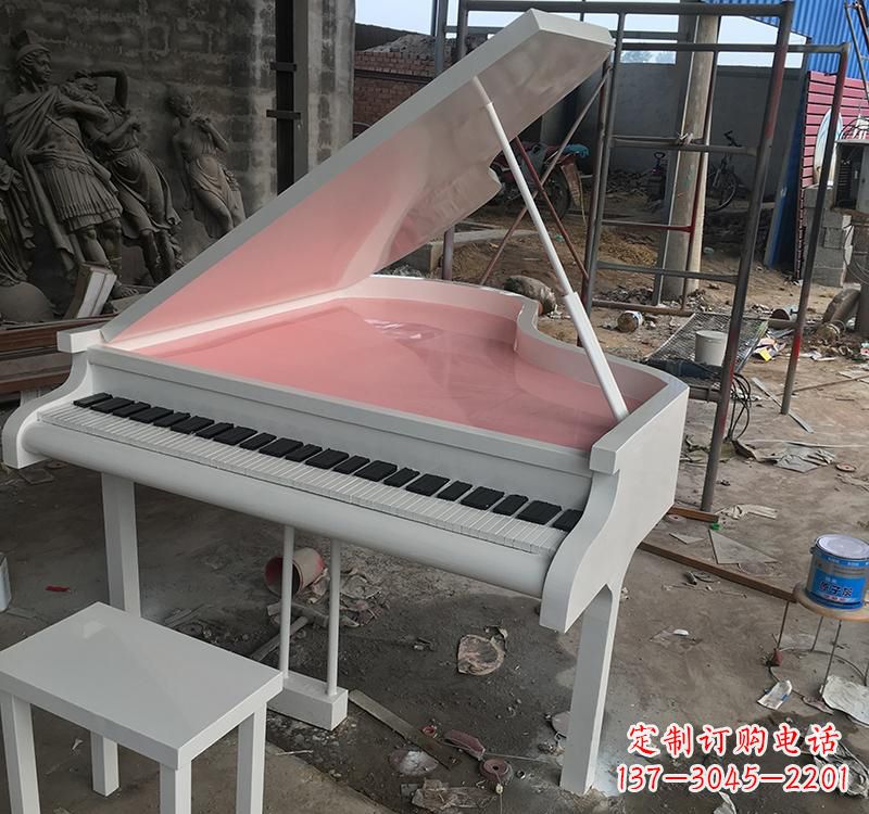 达州不锈钢校园钢琴雕塑