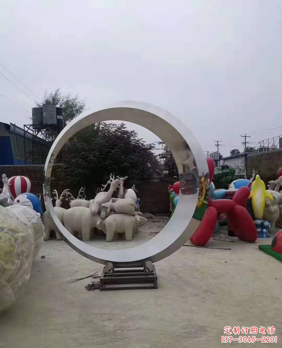 达州不锈钢圆环雕塑,点缀环境美景