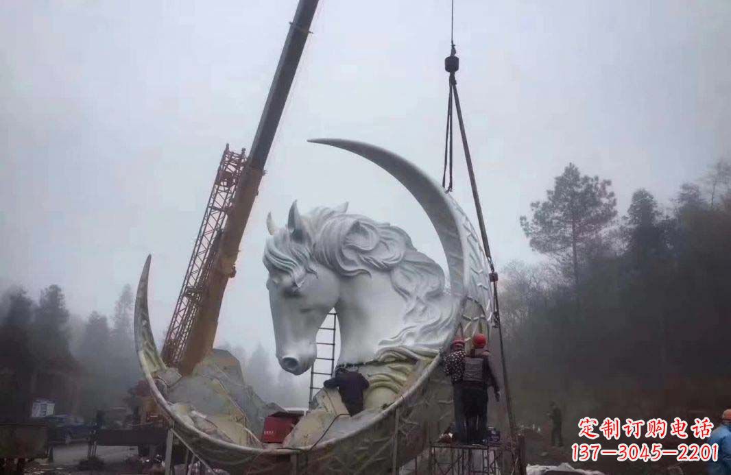 达州不锈钢月亮和马雕塑