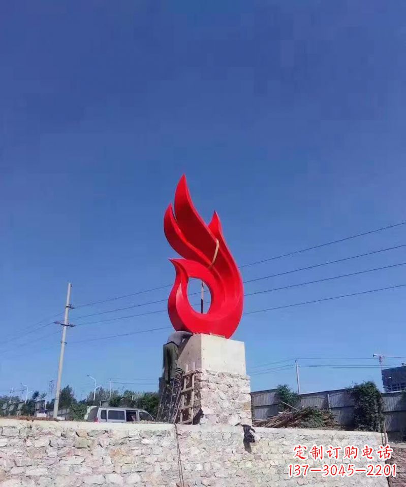 达州凤凰雕塑点缀城市的不锈钢景观