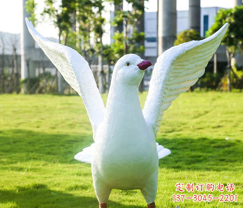 达州和平鸽雕塑传递和平信息