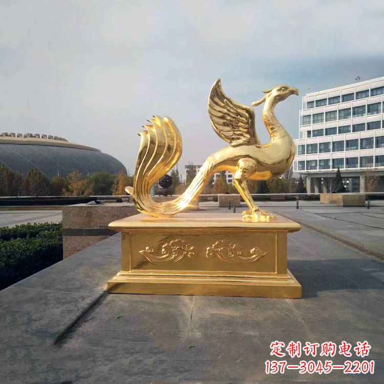 达州城市广场的朱雀雕塑