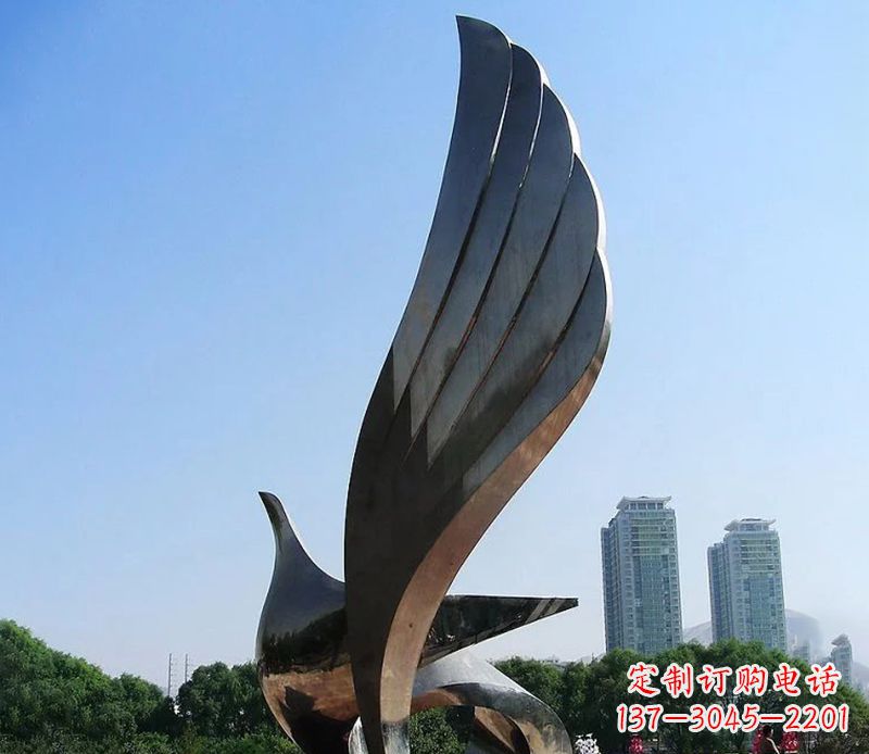 达州不锈钢翅膀雕塑象征着自由的美