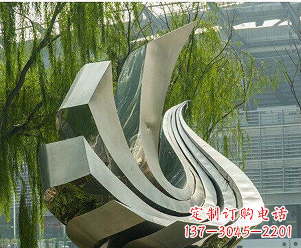 达州鸽子雕塑以不锈钢作为材料的动物雕塑