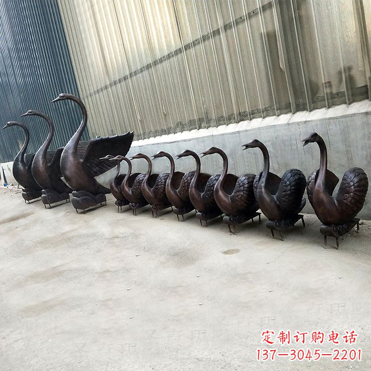 达州精致的铜质天鹅雕塑