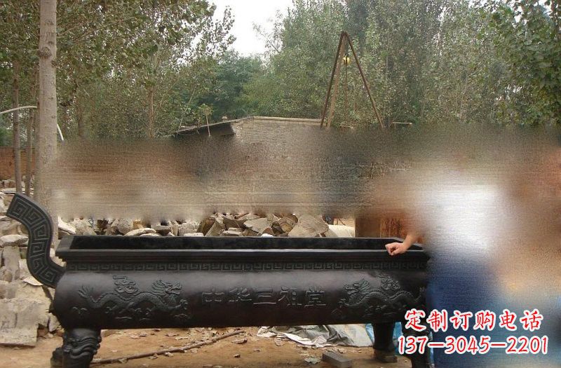 达州祠堂方形香炉铜雕