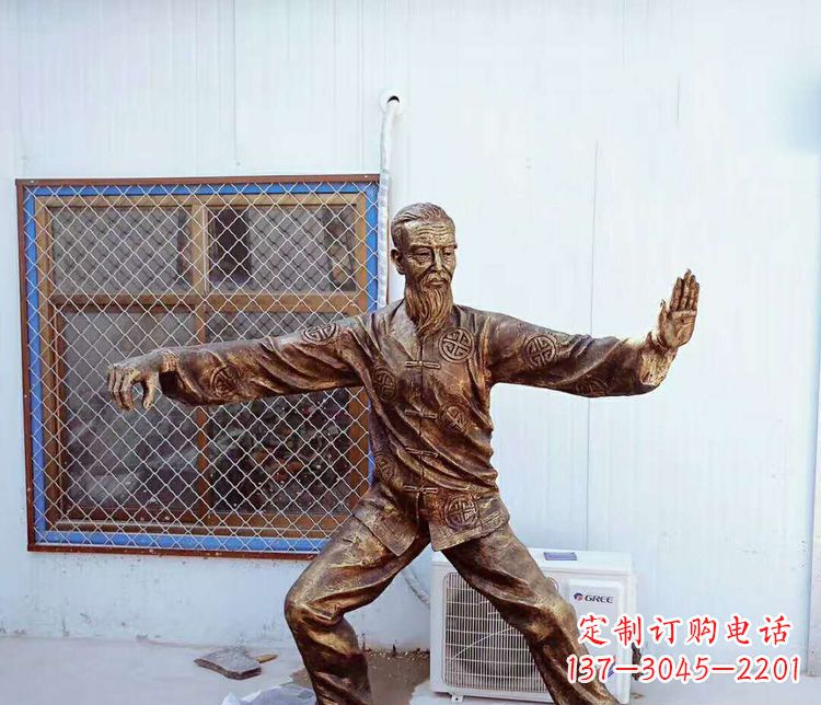 达州传承百年太极拳雕塑