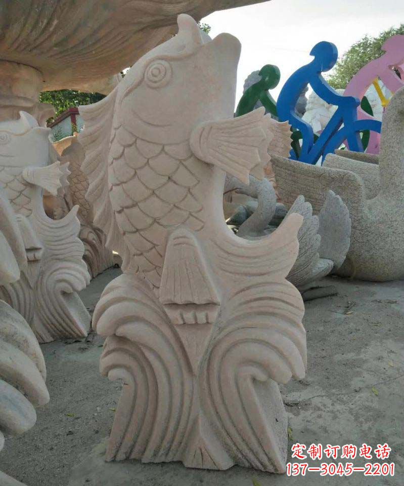 达州大理石艺术装饰绚丽多彩的鲤鱼雕塑