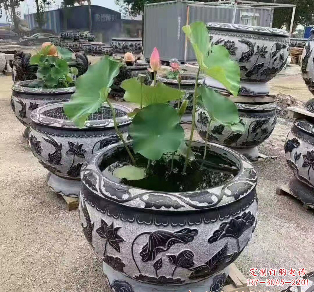 达州精美大理石鱼缸雕塑