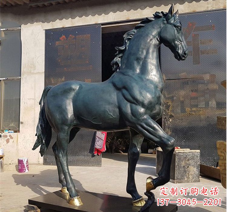 达州大型公园铸铜马雕塑