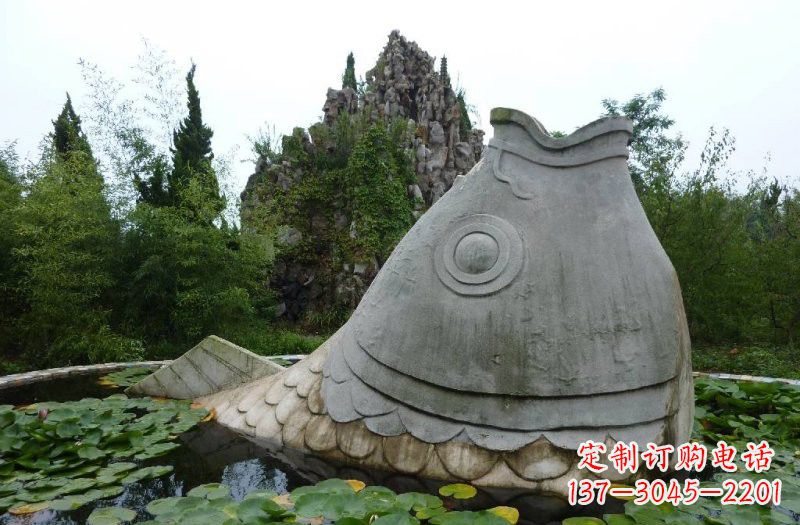 达州大型喷水鲤鱼石雕