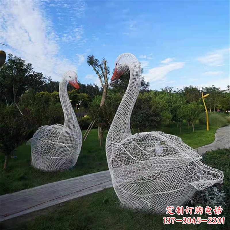 达州梦幻般的大型网格天鹅景观动物雕塑