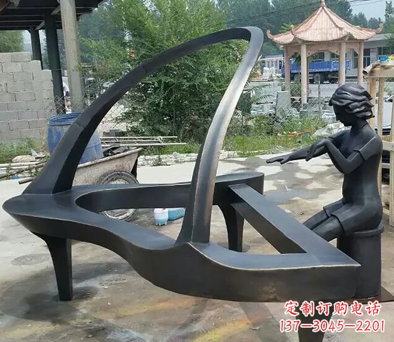 达州钢琴抽象铜雕