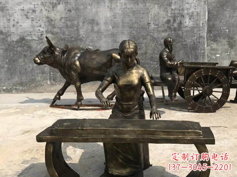 达州铜制古筝人物校园景观雕塑