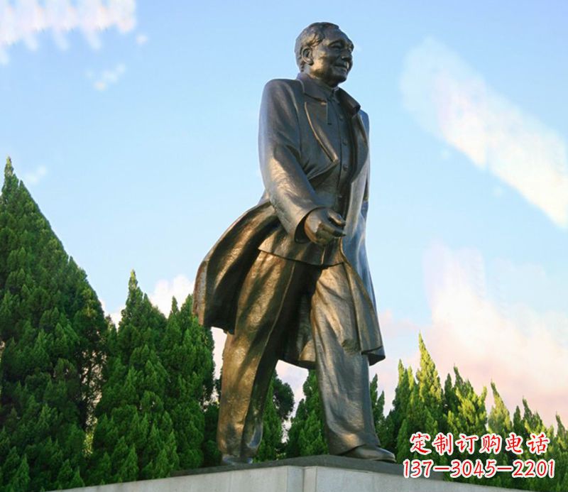 达州激励千秋,抒发热爱——中领雕塑定制邓小平雕塑