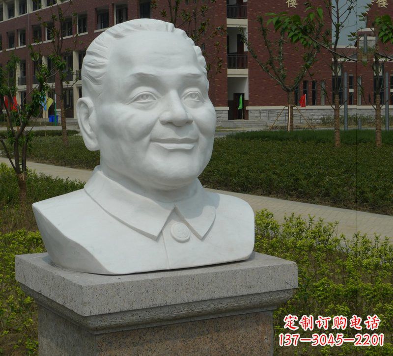 达州邓小平胸像石雕