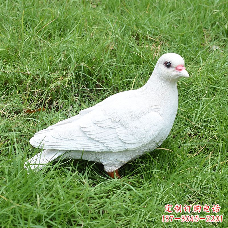 达州纪念和平的“和平鸽”雕塑