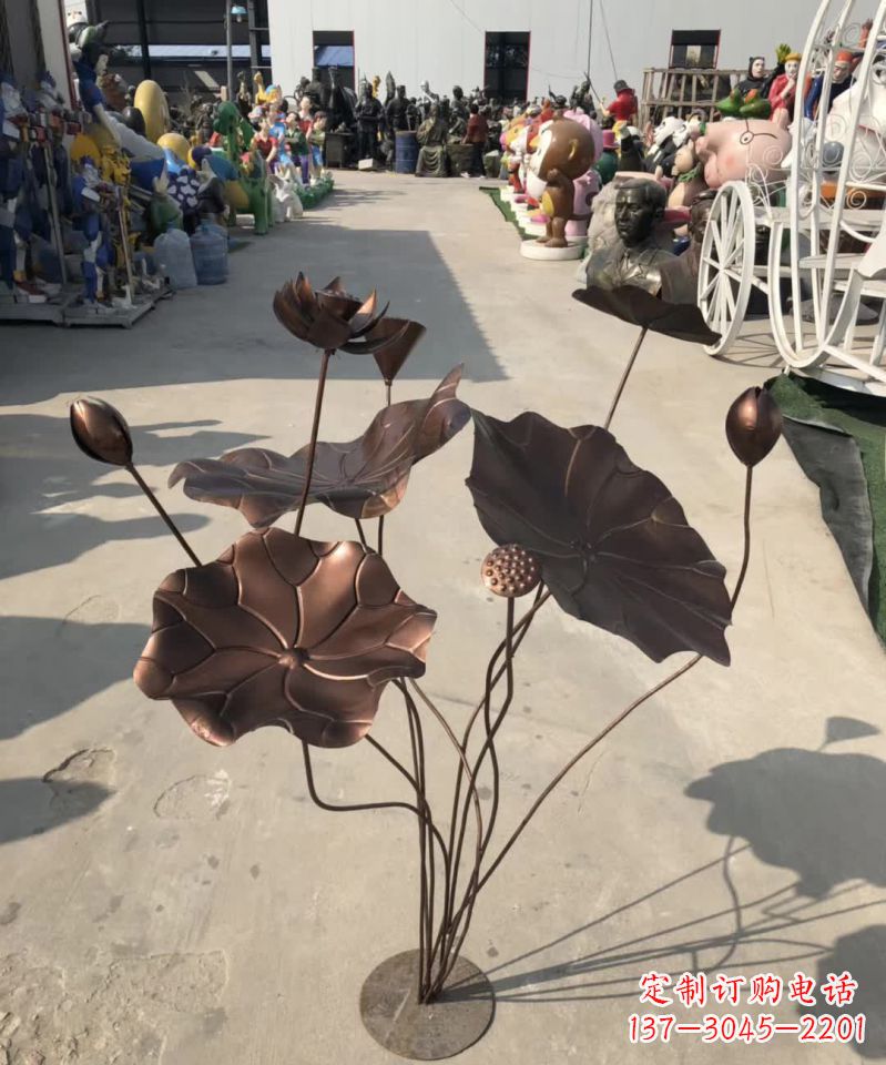 达州精美锻铜荷花雕塑