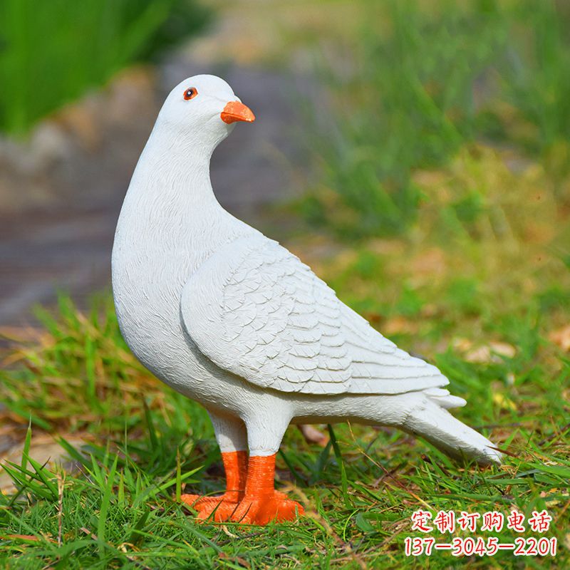 达州和平鸽雕塑传递和平与希望的象征