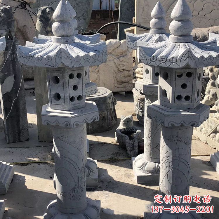 达州中式仿古青石灯笼雕塑